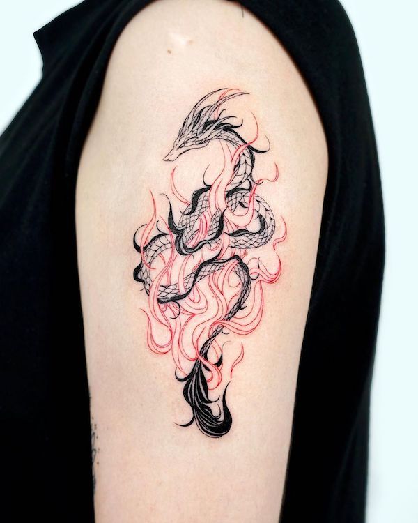 Tatuaggio orientale con drago di fuoco by @bium_tattoo
