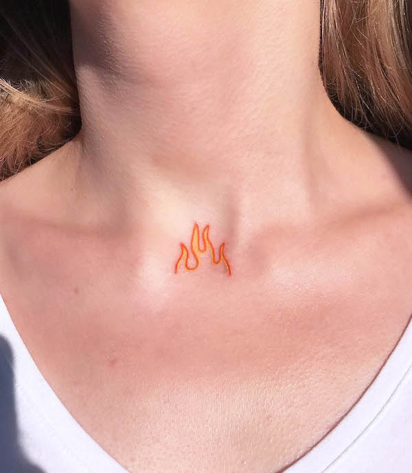 Piccolo tatuaggio con gola di fuoco by @bjorn_pok