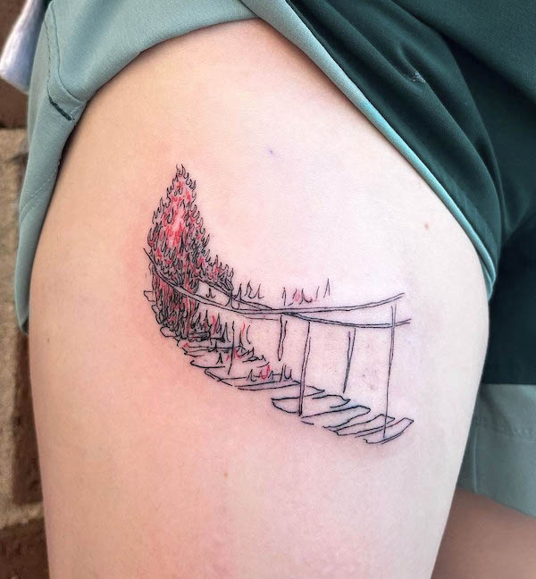 Tatuaggio sulla coscia Burn the bridge by @tangerinetat