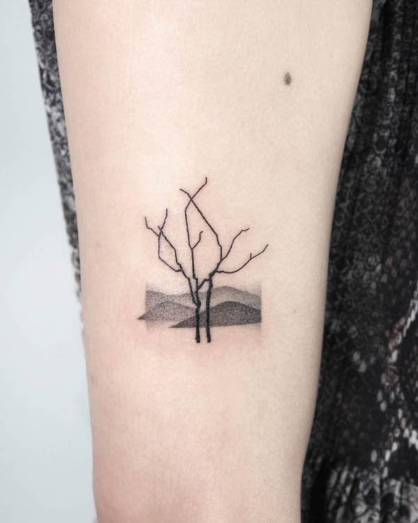 Tatuaggio astratto di albero morto di @yoursohn