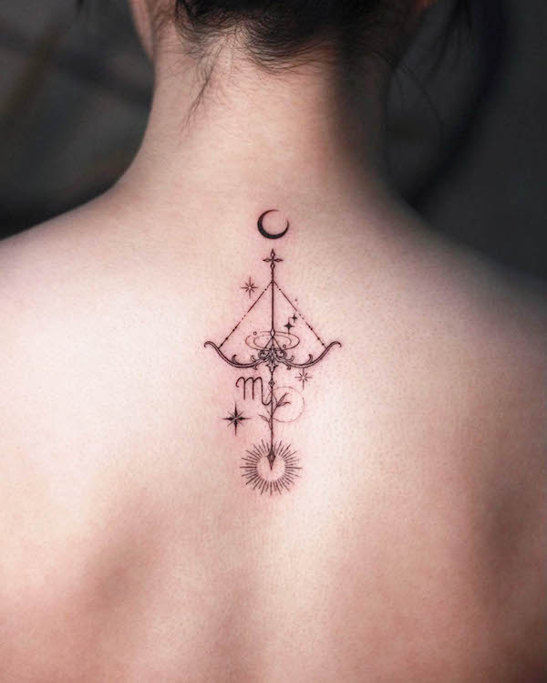 Tatuaggio con freccia dello Scorpione di @its_banzo