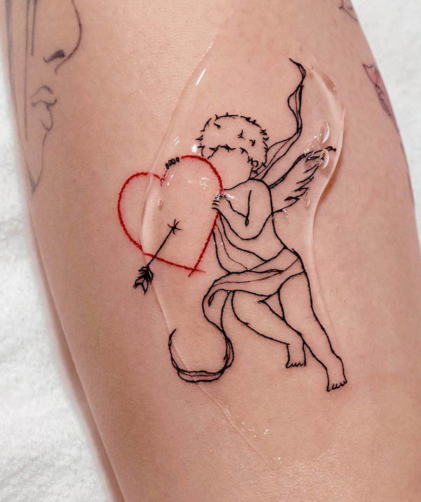 Freccia nel cuore di @jjun_tattoo
