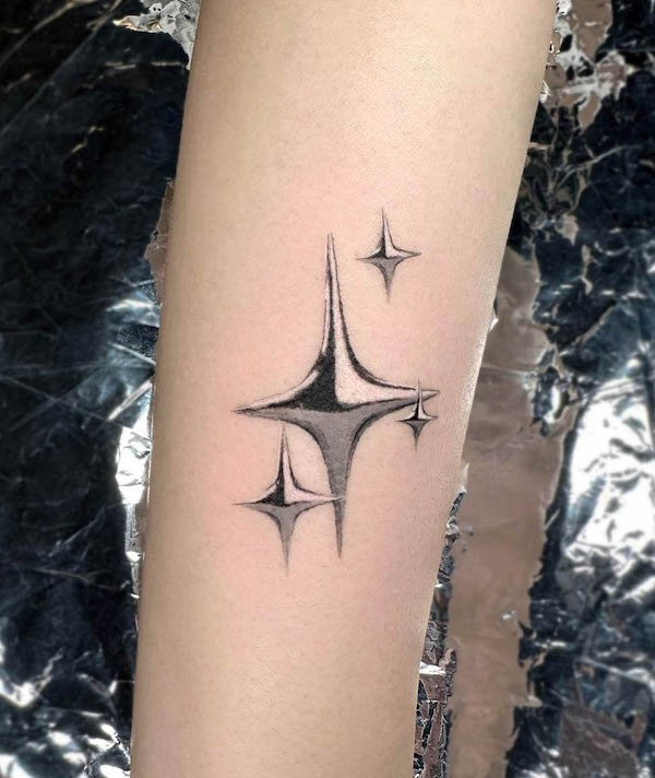 Tatuaggio Silver stars di @tattooist_f.59