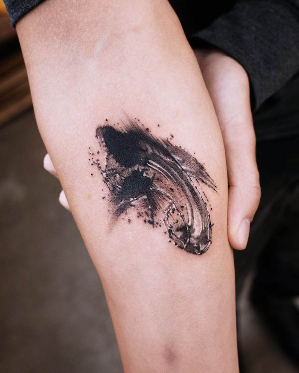 Tatuaggio a onde astratte di @ati.ful