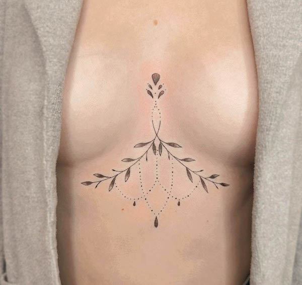 Foglie delicate tra le tette di @tajonera_studio