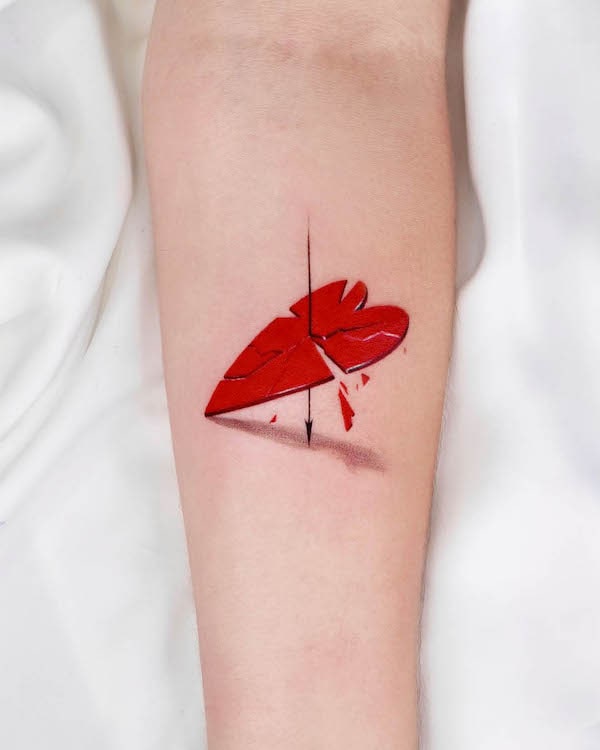 Tatuaggio a cuore spezzato di @caotida