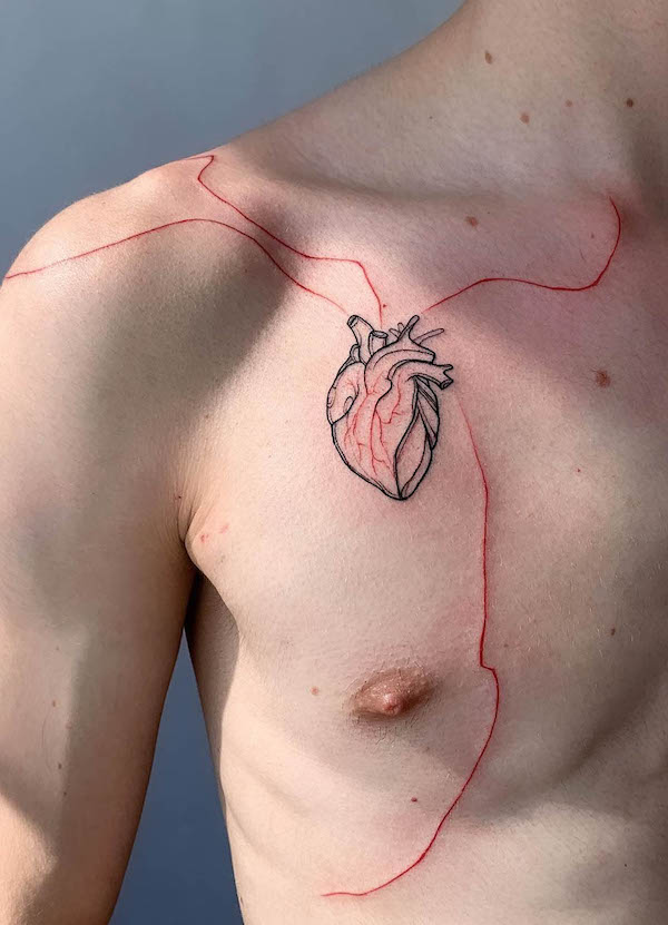 Tatuaggio a cuore battente di @sttattoo