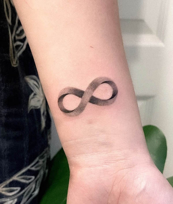 Tatuaggio da polso