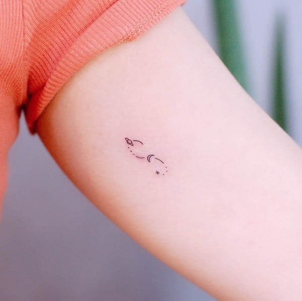 Piccolo tatuaggio infinito di @wittybutton_tattoo