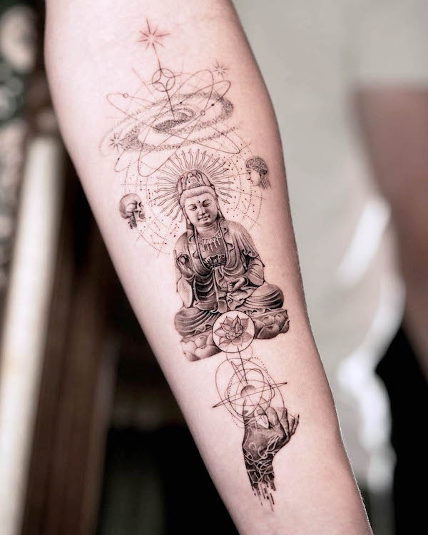 Tatuaggio Buddha e loto di @kimshine_tattoos