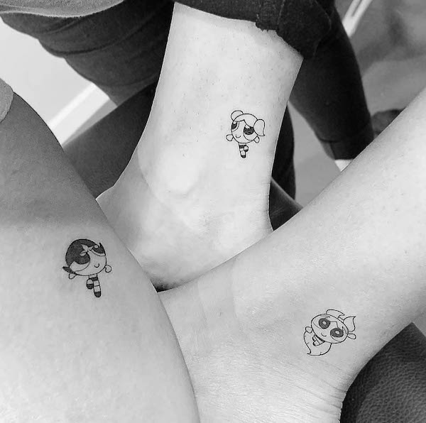 Tatuaggi di piccole sorelle di @axtatto
