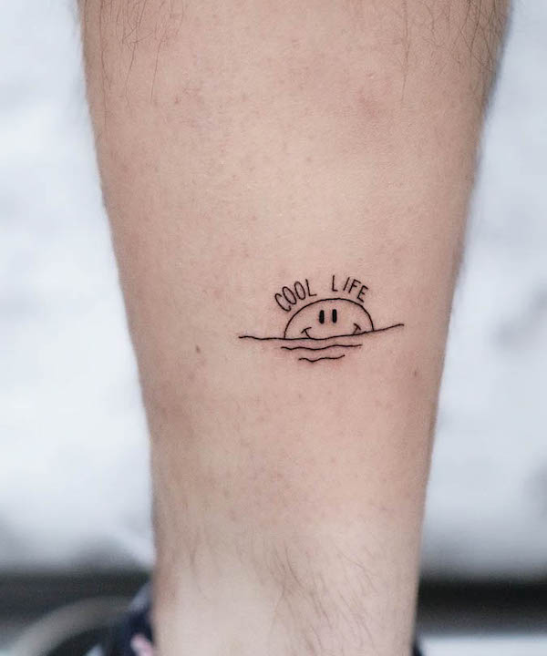 Tatuaggio Sole e Luna di @mira.lenkaa