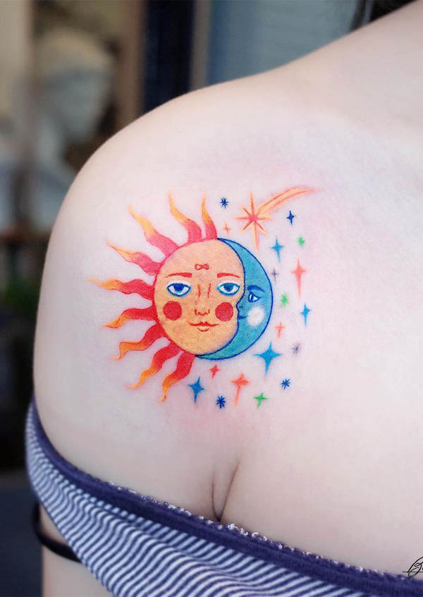 Tatuaggio a colori con sole e luna di @baibutattoo