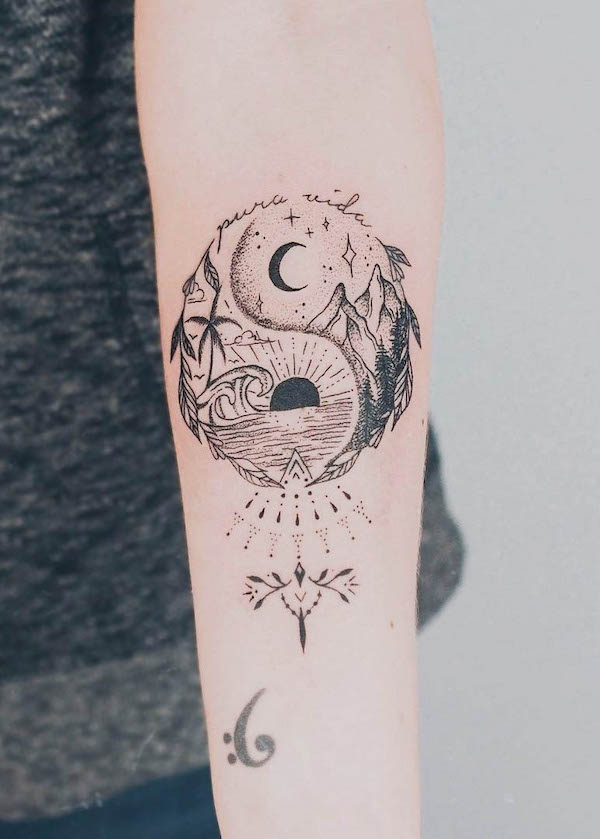 Tatuaggio di paesaggio Yin e Yang di @zmfreespiri