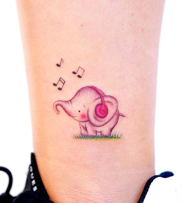 Un simpatico elefantino tatuato da @ayhankrdg