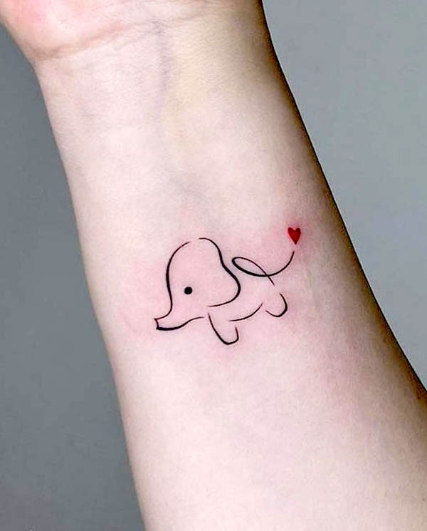 Tatuaggio da polso con elefante carino di @twenty_tattoo