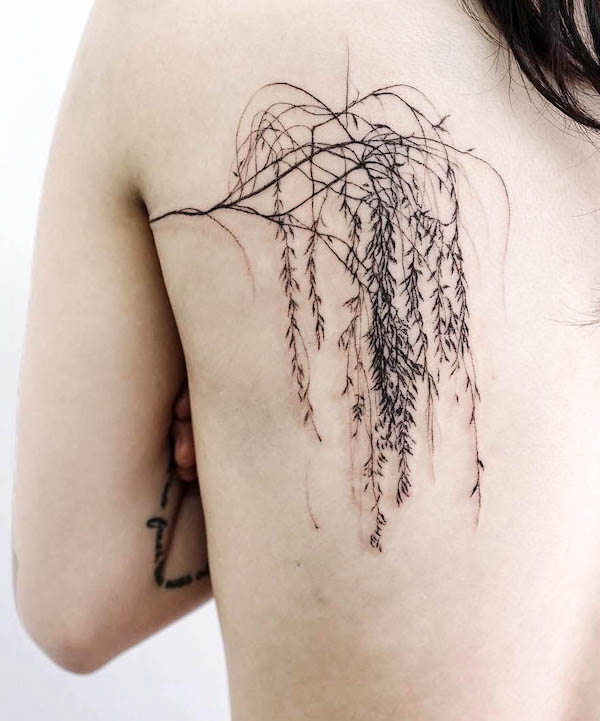 Tatuaggio con crescita di betulla di @chiera