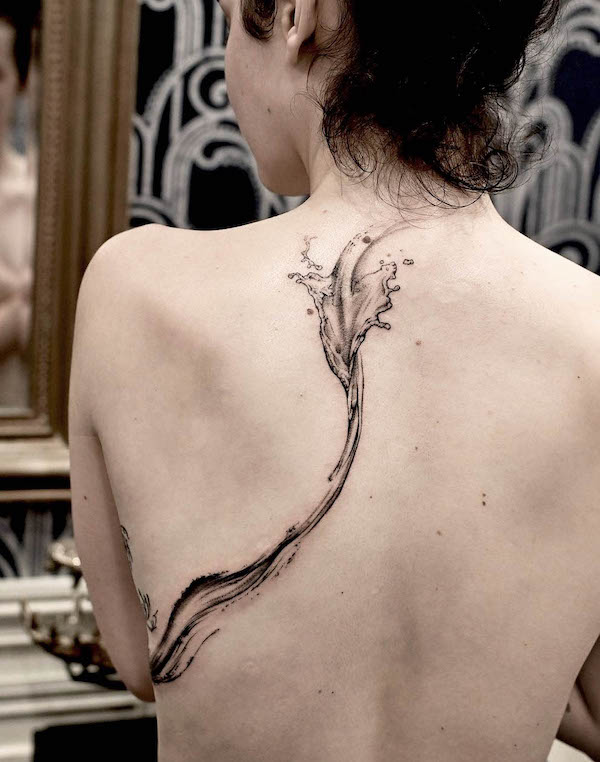 Splendido tatuaggio sulla schiena di @joytattoo
