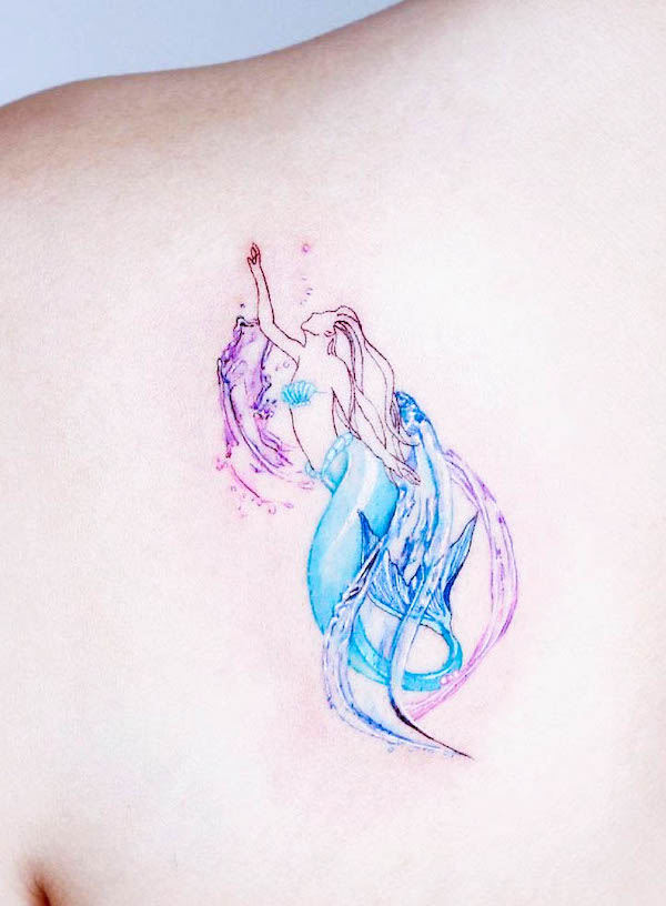 Tatuaggio di sirena da @guseul_tattoo