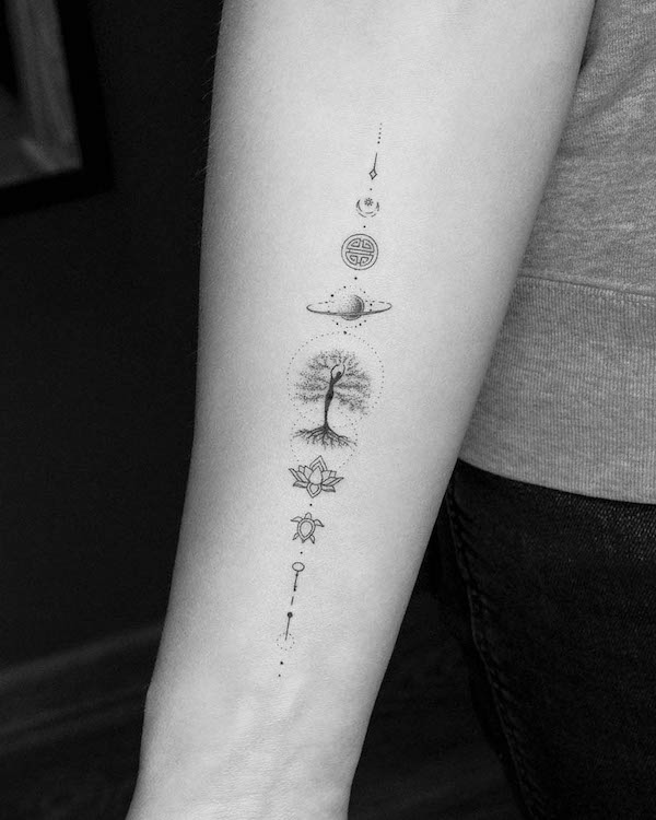 Tatuaggio con simbolo della tartaruga di @fedornozdrin