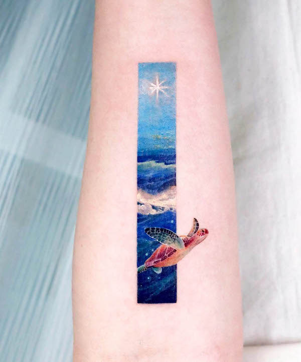 Tartaruga marina tatuata da @eunyutattoo