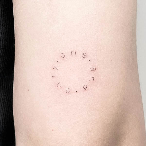 Tatuaggio a linee sottili di @sop_tattoo 9