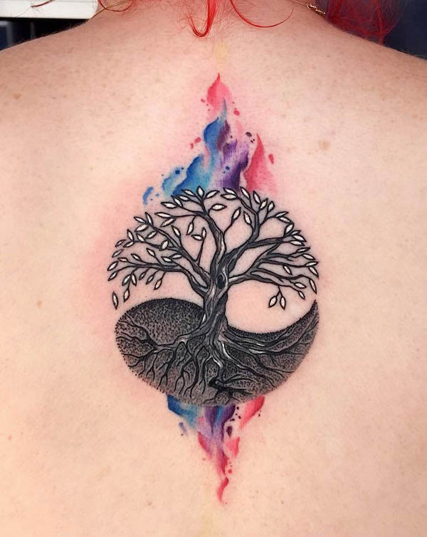 Tatuaggio dell'albero della vita Yin e yang di @garageink4224