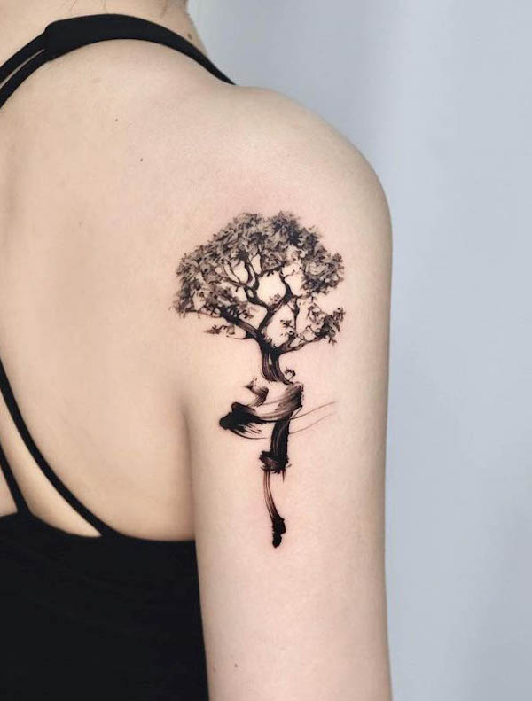 Tatuaggio astratto con albero di @sixtenism