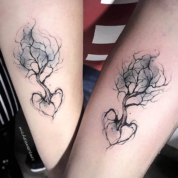 Tatuaggi abbinati con albero e cuore di @mercuri_michel