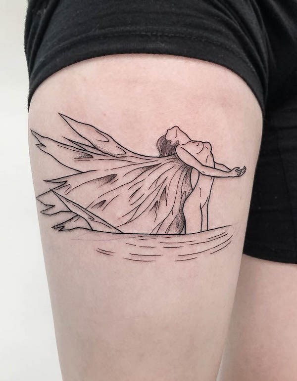 Tatuaggio concettuale sulla coscia di @muchttoomuch