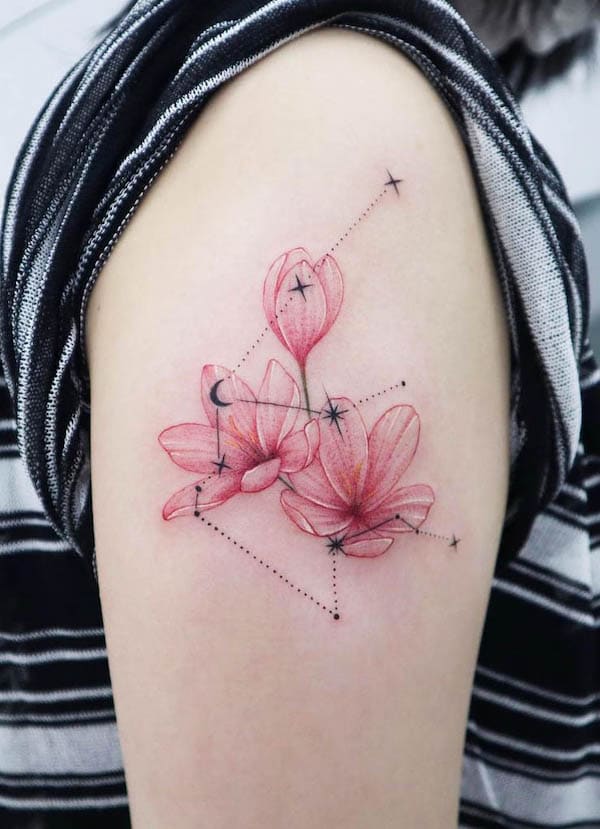 Costellazione fiore acquerello tatuaggio manica da @siren_ink
