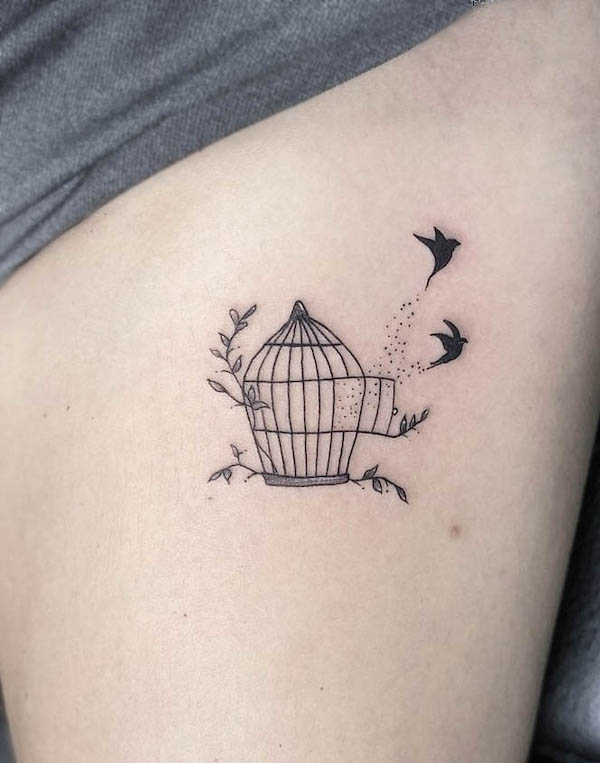 Uccelli in gabbia in fuga di @jayzinktattoo