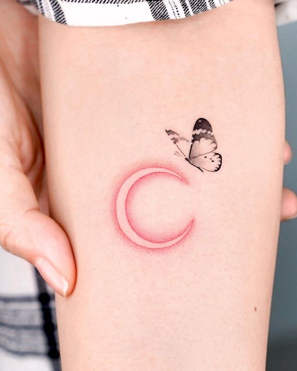 Tatuaggio Blood Moon di @choiyun_tattoo