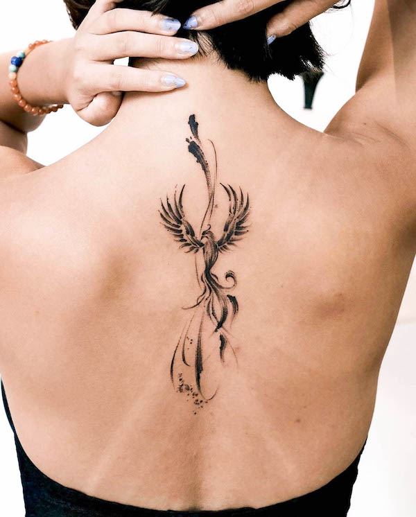 Tatuaggio Black phoenix di @tattooist_jaymee