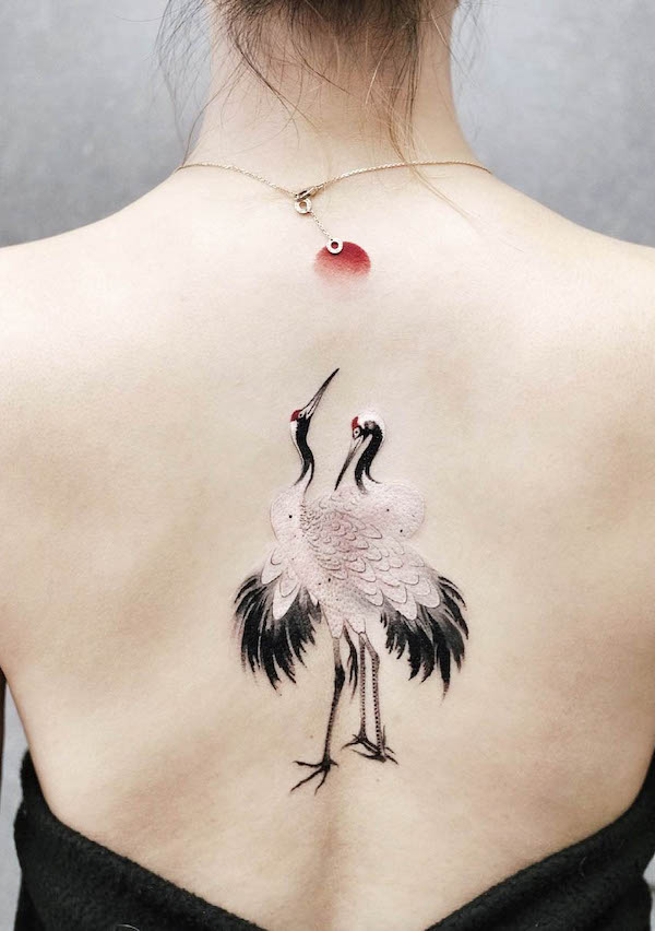 Gru orientale tatuata da @chenjie.newtattoo
