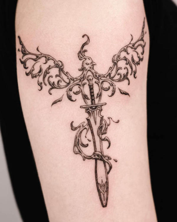 Il pugnale della fenice di @auua.tattoo