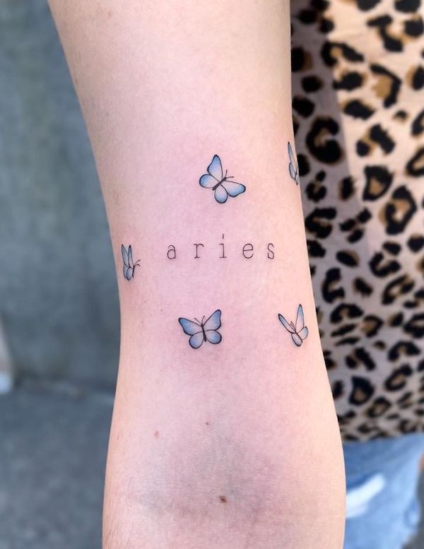 Tatuaggio Ariete e farfalle di @beatrice.origlia.tattooer