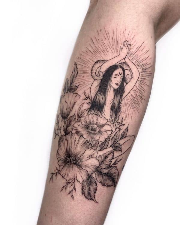 Il tatuaggio della dea dell'Ariete di @the_ethereal.tattoo - Tatuaggi unici ariete per l'Ariete