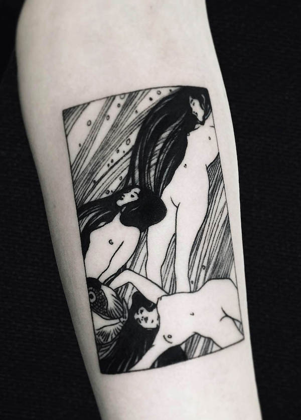 Il tatuaggio Blood of Fish Klimt di @paixletattooer