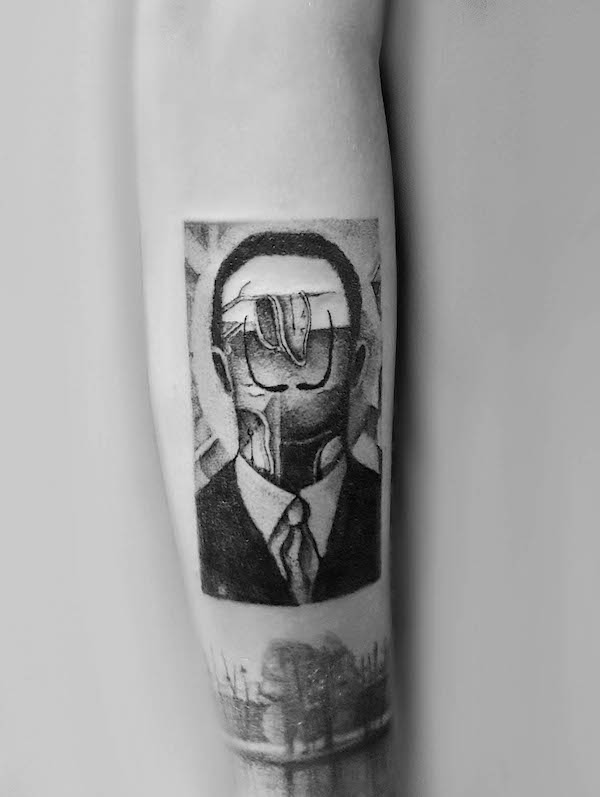 Il tatuaggio Salvador Dalì da @ewgii.tattoo
