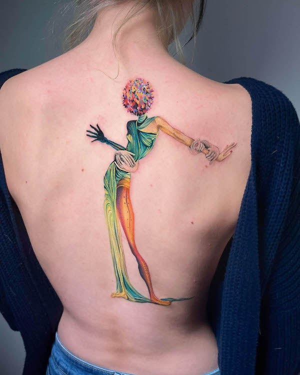 Donna con la testa di rose - dipinto di Dalì tatuato da @ciotka_zu_tattoo