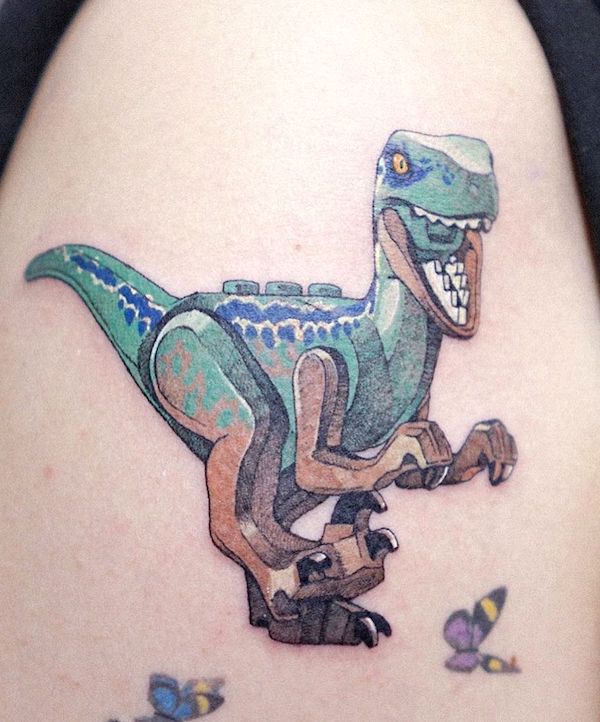 Tatuaggio Steampunk T-rex di @maok_tattoo