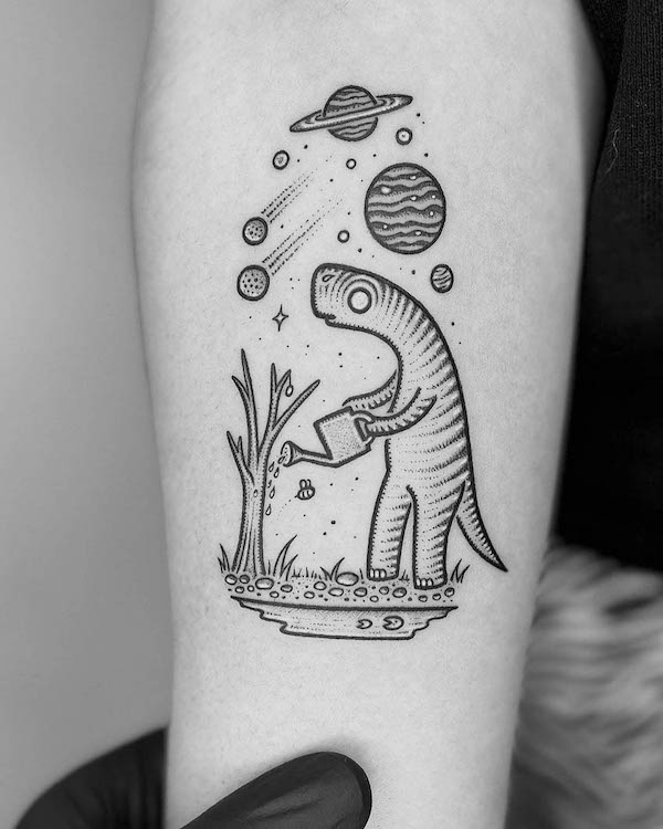 Tatuaggio di dinosauro carino di @mike_stout_tattoo