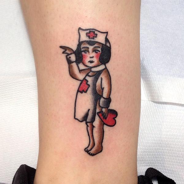 Tatuaggio tradizionale di @federica_ferrera