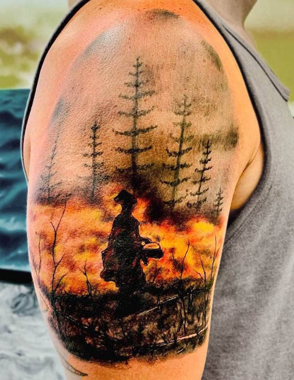 Tatuaggio a manica di fuoco di montagna di @enrique_g_torres