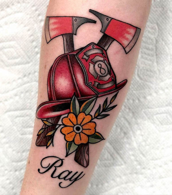 Tatuaggio Helmet and Pulaski di @wolfbasher