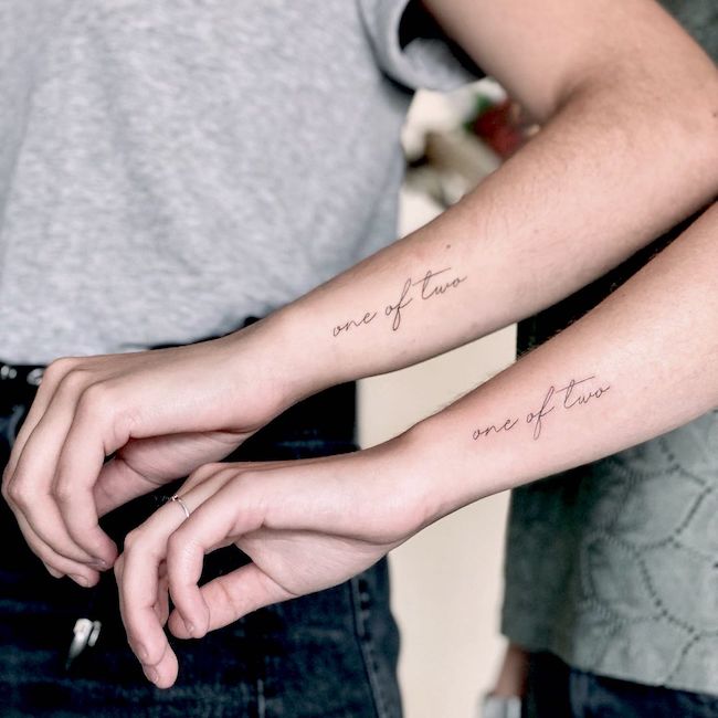 Uno dei due tatuaggi gemelli di @circle_tattoo_serena