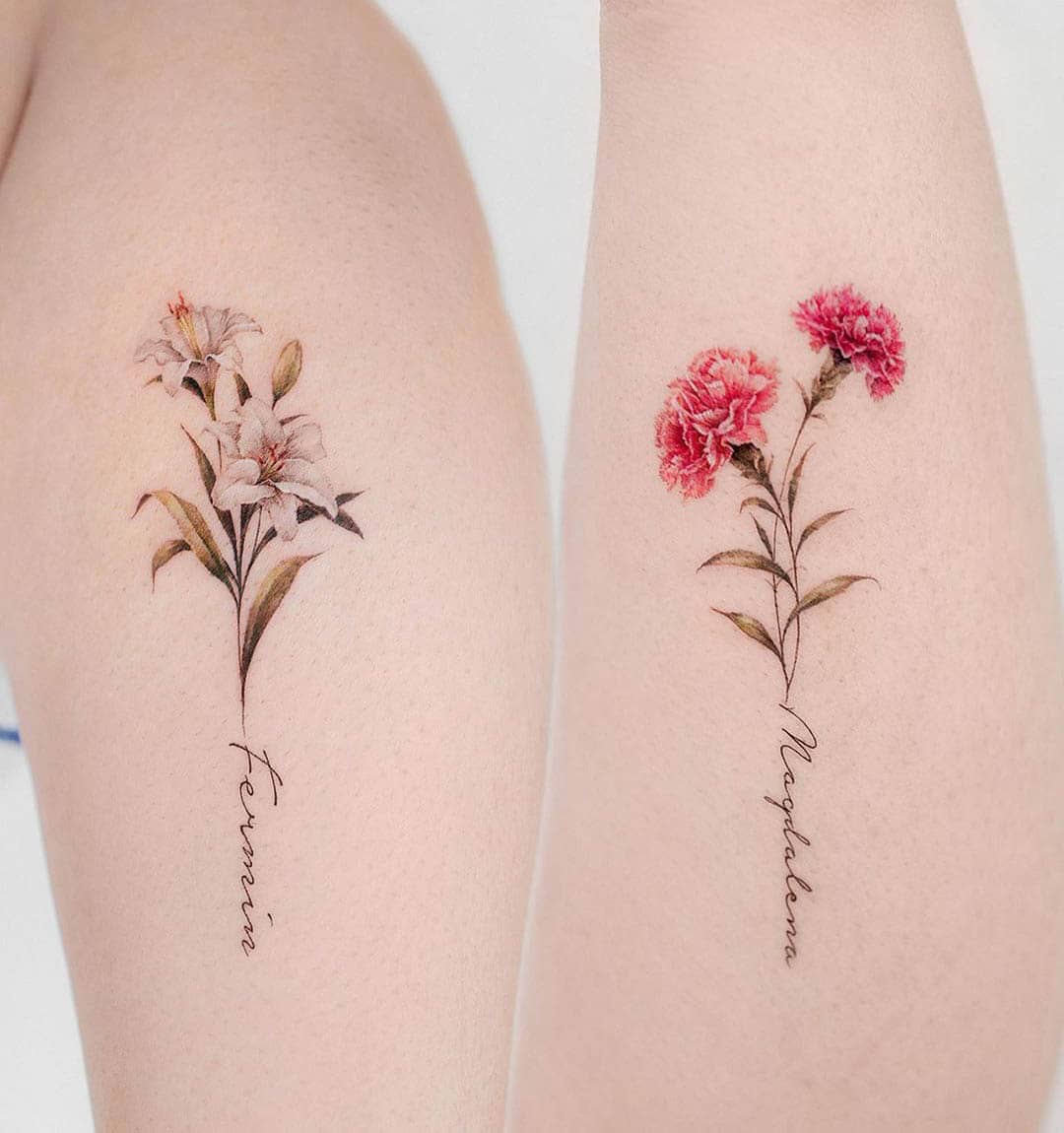 Tatuaggi di fiori con nomi di giglio e garofano di @donghwa_tattoo - Tatuaggi di fiori di giglio con significato