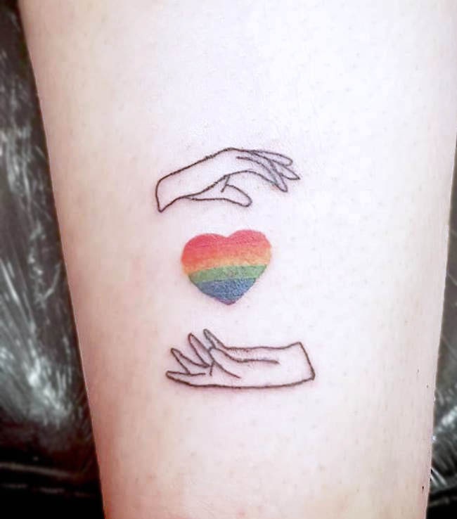 Indossa il tuo orgoglio sulla manica di @jo_dark_tattoo