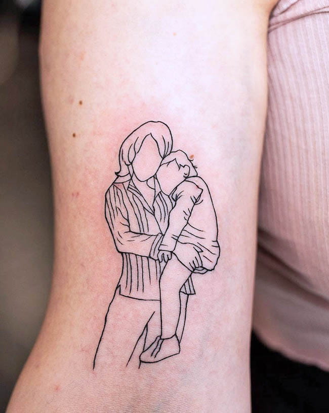 L'angelo custode - Tatuaggi madre figlio di @stocznia_tattoo
